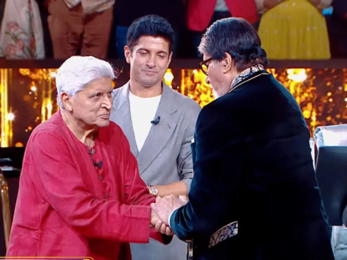 Amitabh Bachchan recreates iconic Zanjeer scene with Javed Akhtar on KBC 17