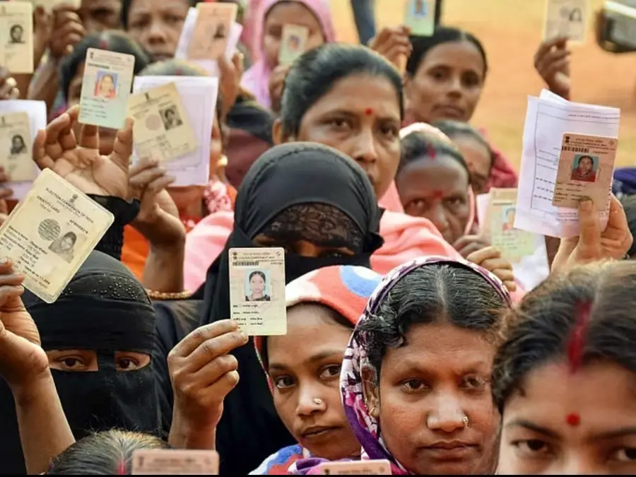 Bihar Polls 2025: Voters can now carry phones. Here's what the election commissioner said...