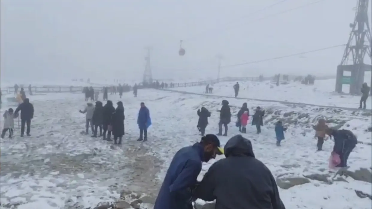 Kashmir welcomes winter early: First snowfall turns popular destinations into scenic havens