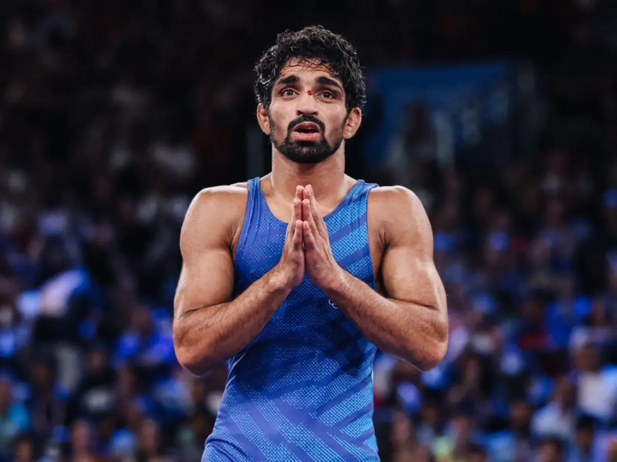 Olympic medalist Aman Sehrawat banned for weight violation at Senior World Championships Olympic medalist Aman Sehrawat banned for weight violation at Senior World Championships