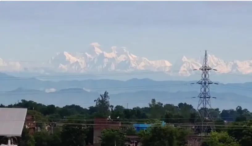 WATCH | Mount Everest and Himalayan range visible from Bihar town in stunning occurrence