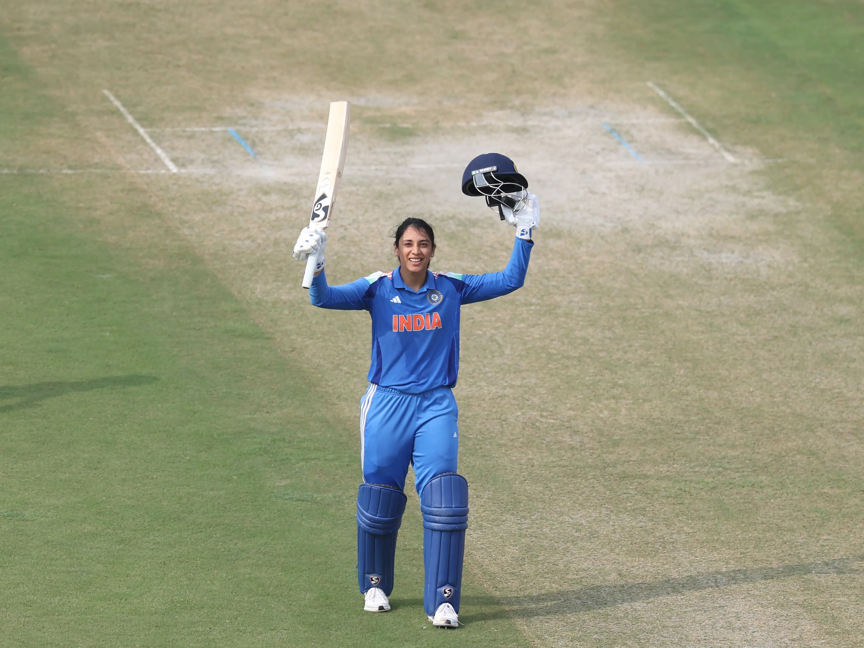 Smriti Mandhana overtakes ODIs' first double centurion to break most prestigious W-ODIs record Smriti Mandhana overtakes ODIs' first double centurion to break most prestigious W-ODIs record