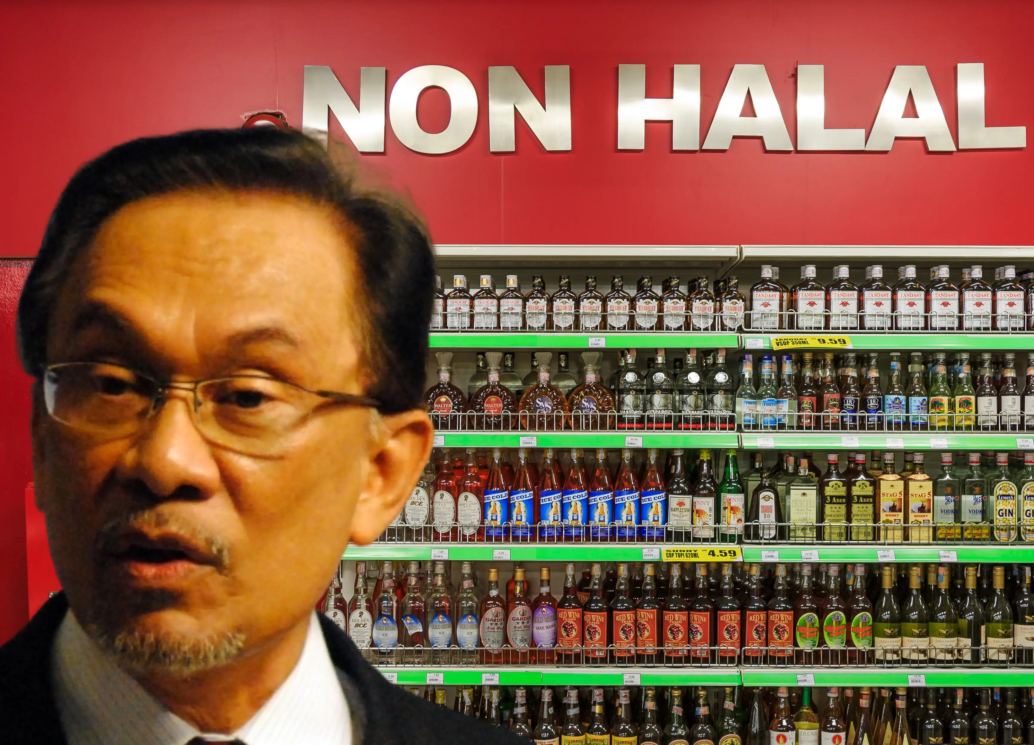 Malaysia to ban beef at official functions to defer to Hindus and Buddhists? Idea, mooted after outrage over alcohol at event, sparks debate