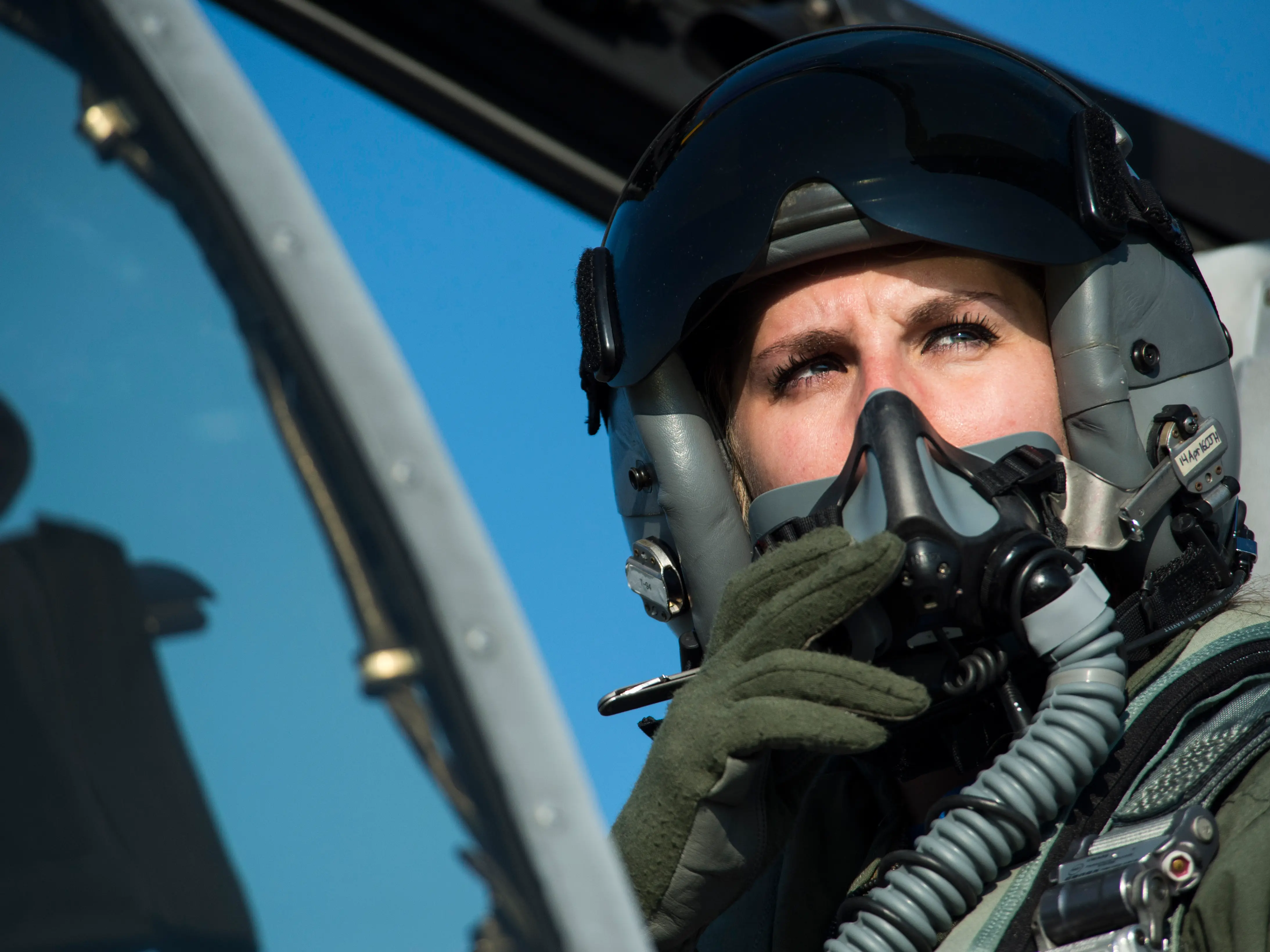 How Russia and the US use different methods to test fighter pilots