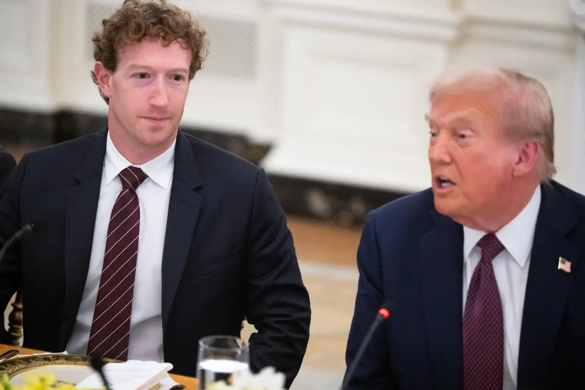 Those building Zuckerberg's Hawaii house have signed NDAs
