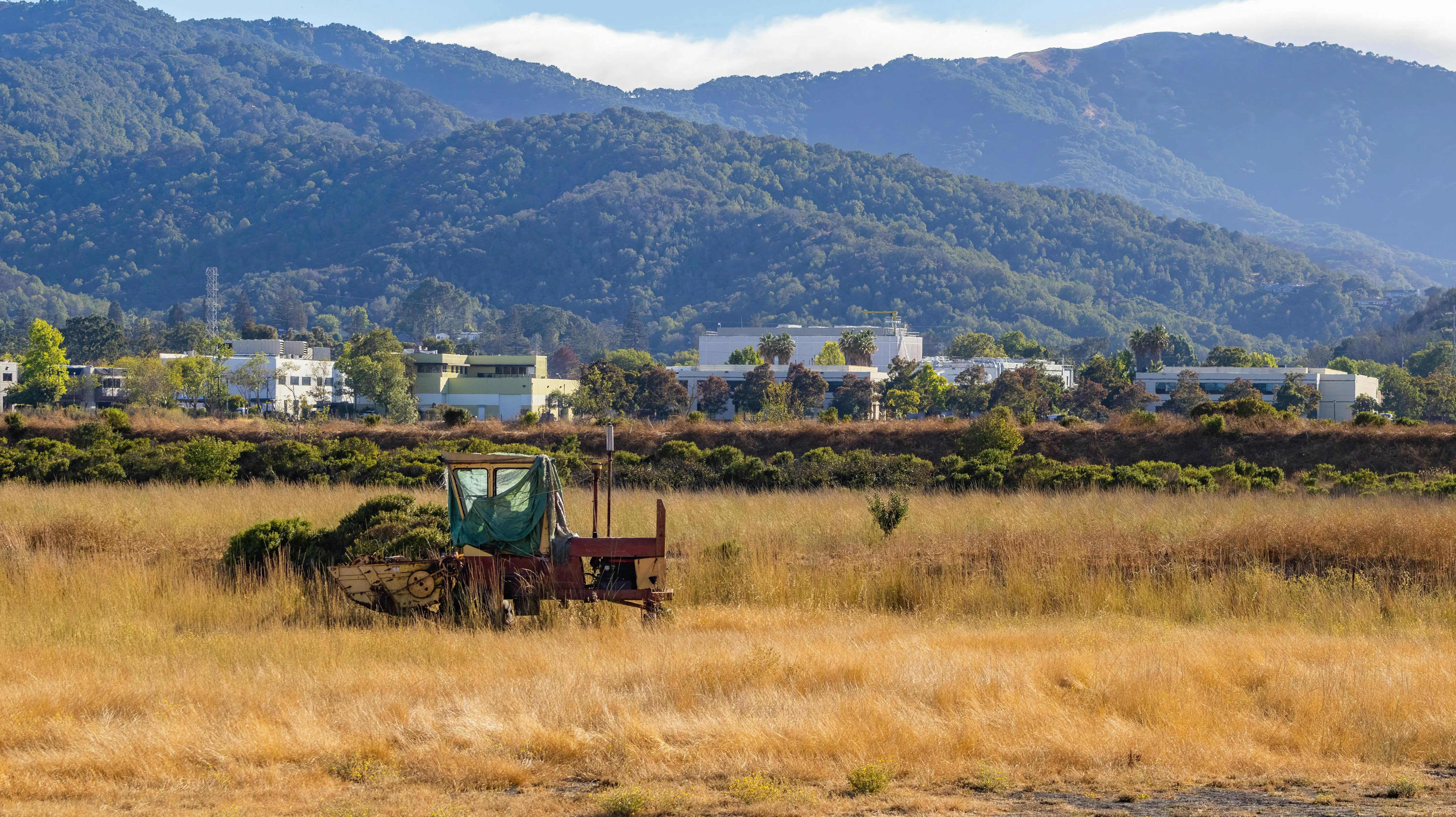 Many billionaires are buying land with underground spaces