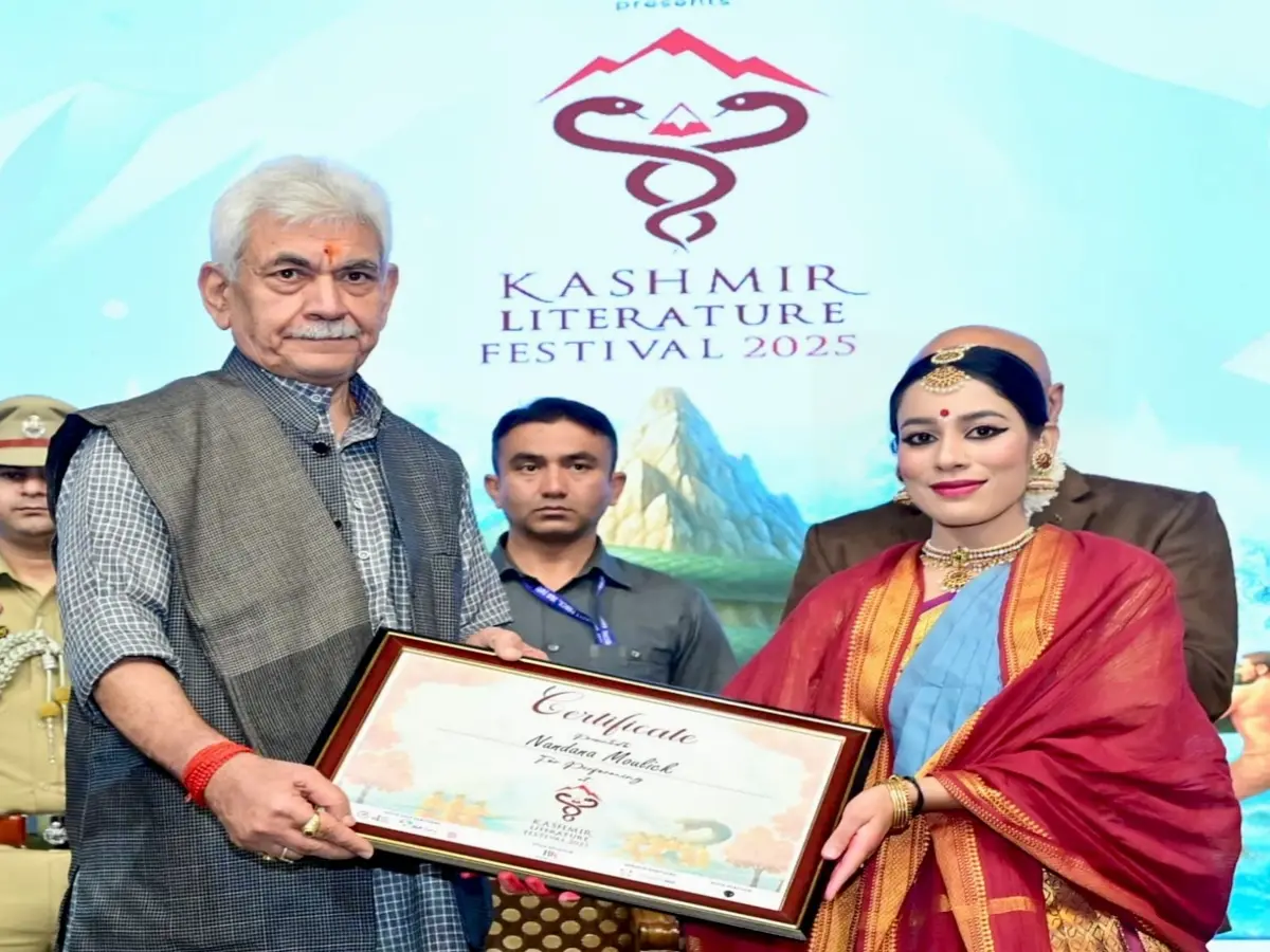 Lieutenant Governor inaugurates 2nd edition of Kashmir Literature Festival in Srinagar Lieutenant Governor inaugurates 2nd edition of Kashmir Literature Festival in Srinagar