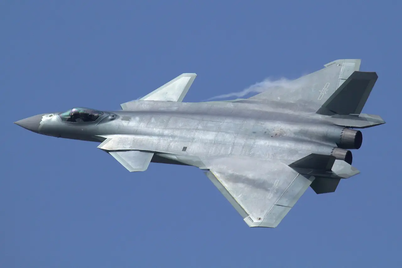 Chengdu J-20 Mighty Dragon (China)