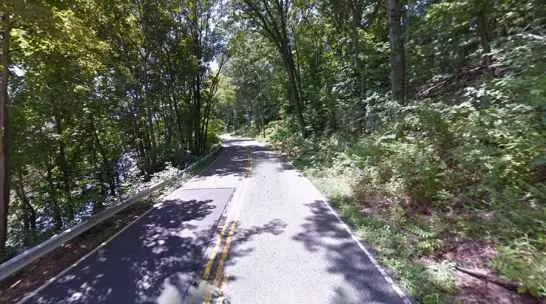 8. Annie’s Road, New Jersey, USA