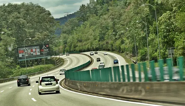 9. E8 Expressway (Karak Highway), Malaysia