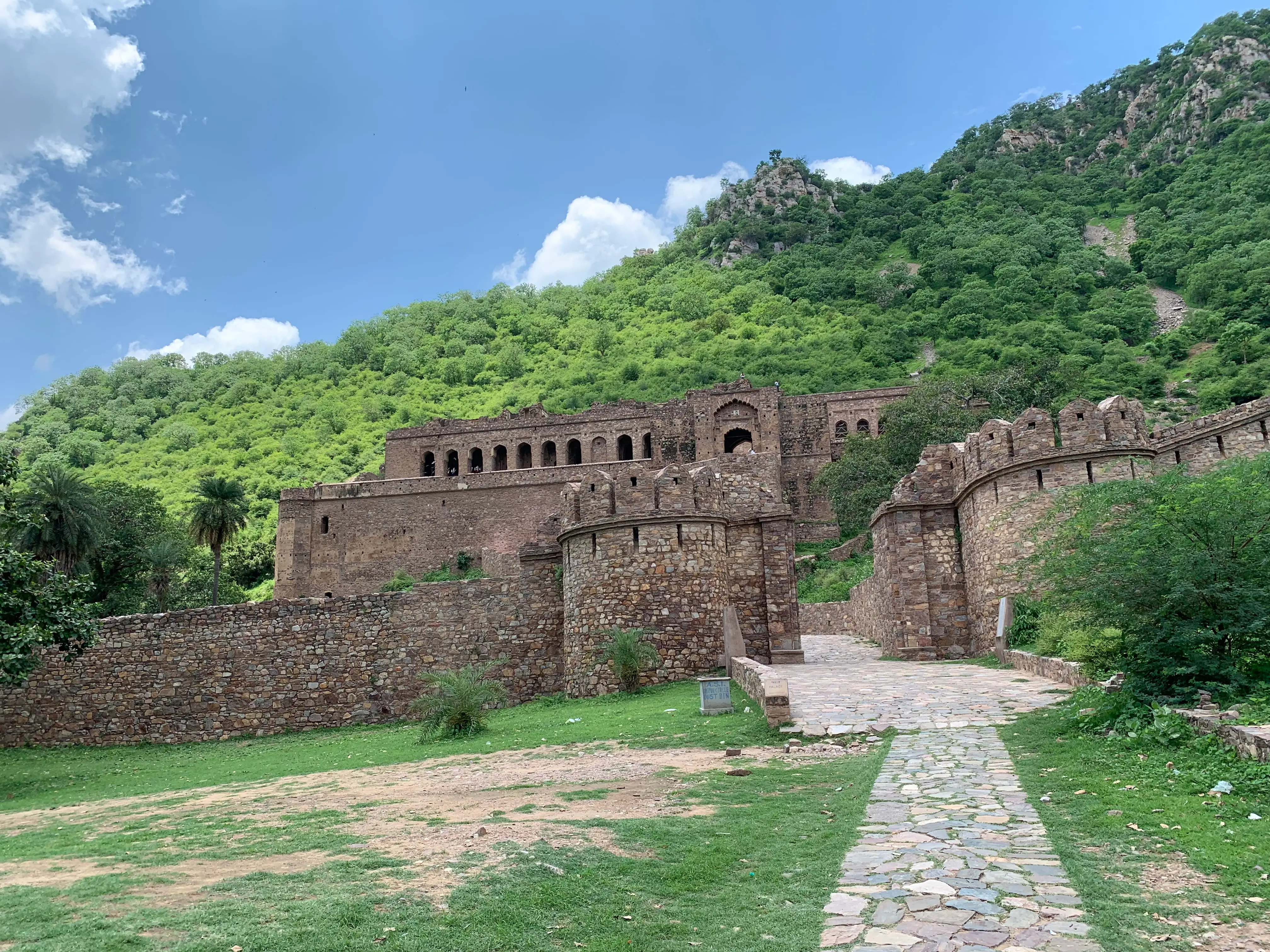 3. Bhangarh Fort, India