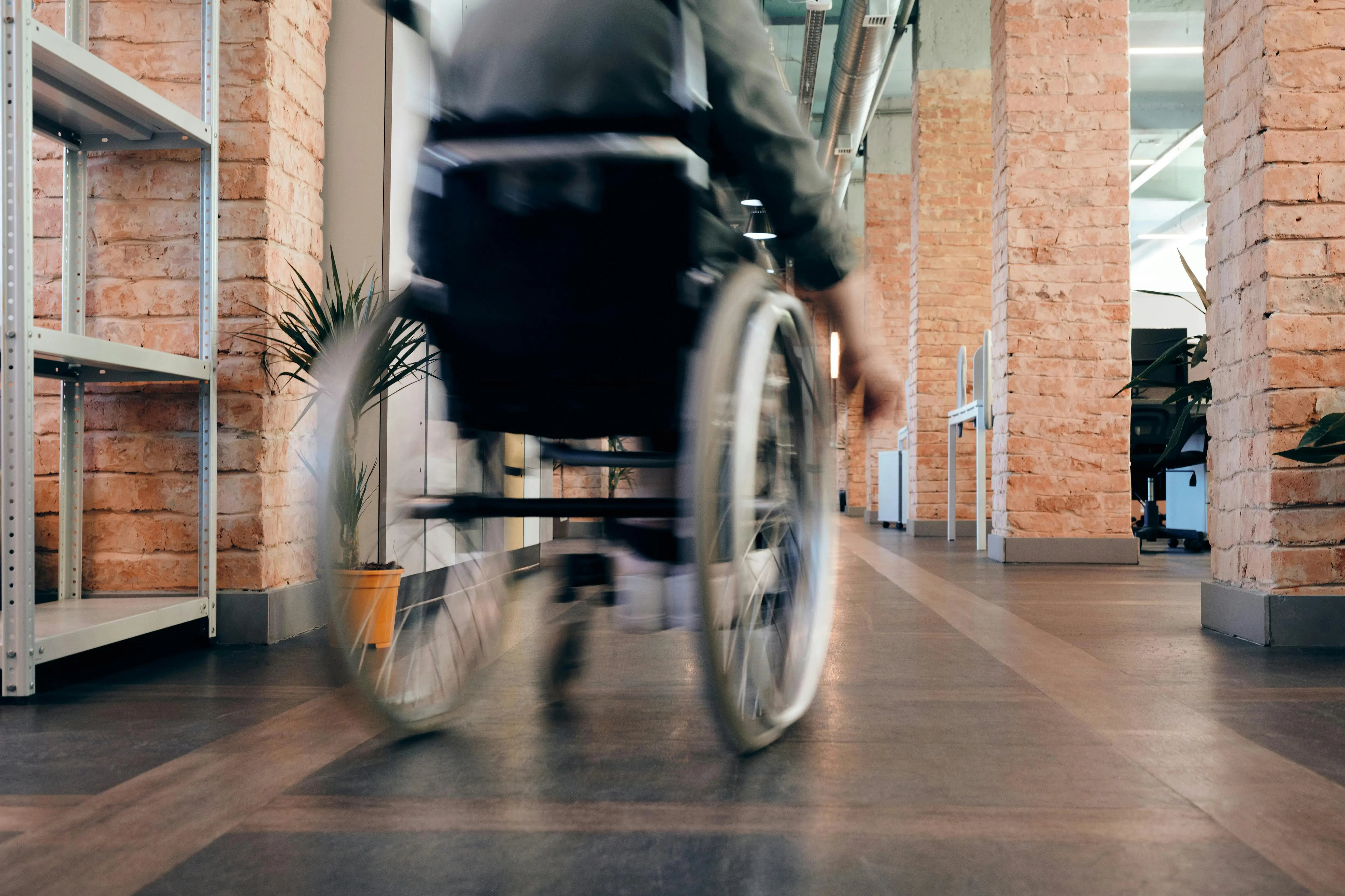 Woman told everyone her son had cancer, put him in a wheelchair with bandages to get $60,000 in donations