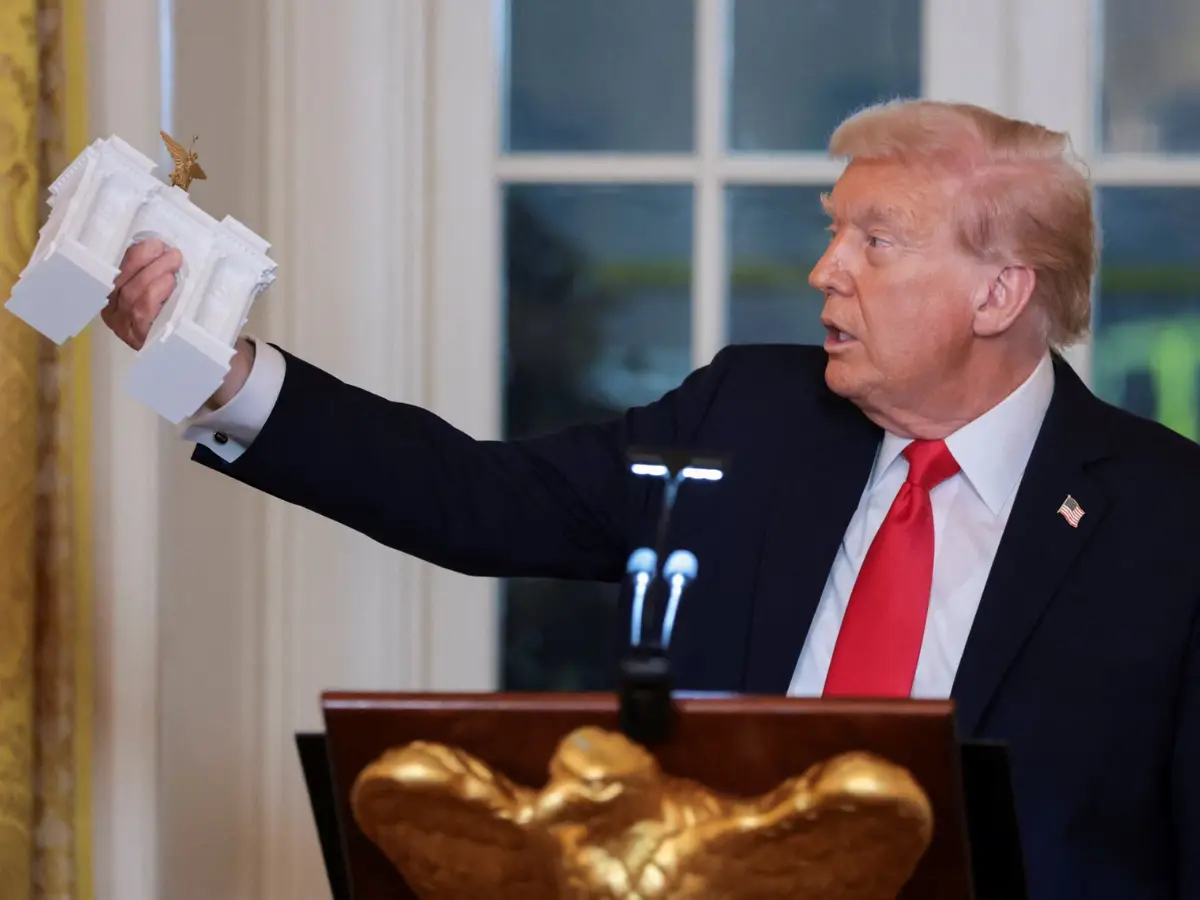 Trump's latest plan is 'Arc de Trump' monument in Washington DC - What is it? Trump's latest plan is 'Arc de Trump' monument in Washington DC - What is it?