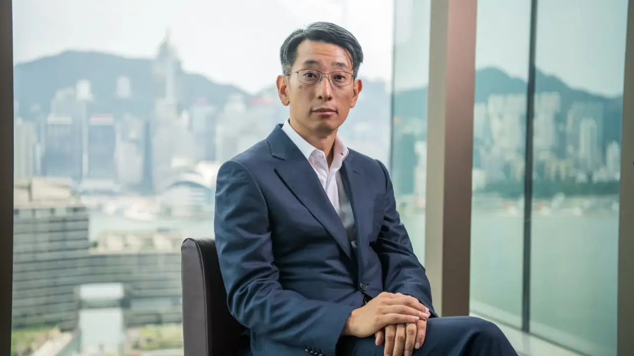 Hong Kong - 66 Billionaires Despite Political Changes