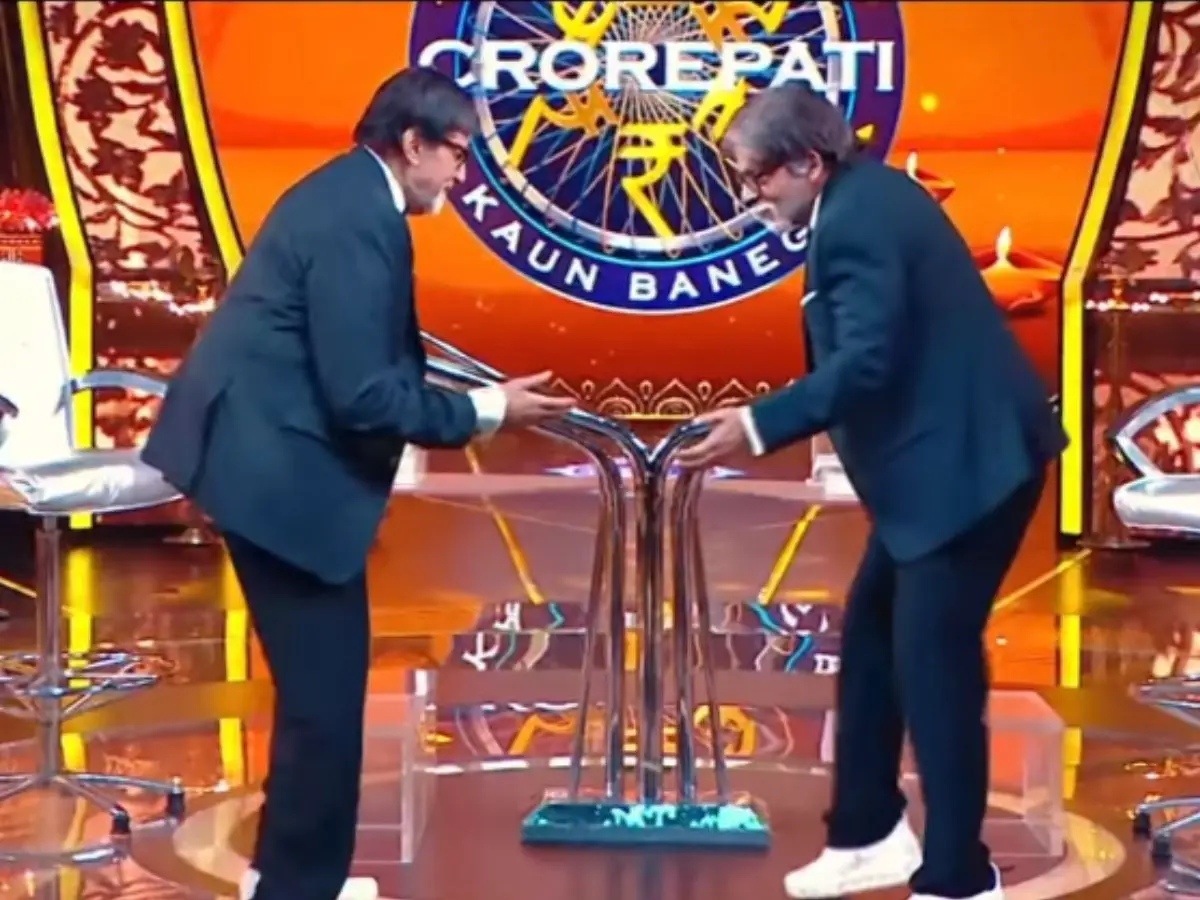 When Amitabh Bachchan met his comic doppelganger: Sunil Grover’s KBC 17 act goes viral When Amitabh Bachchan met his comic doppelganger: Sunil Grover’s KBC 17 act goes viral
