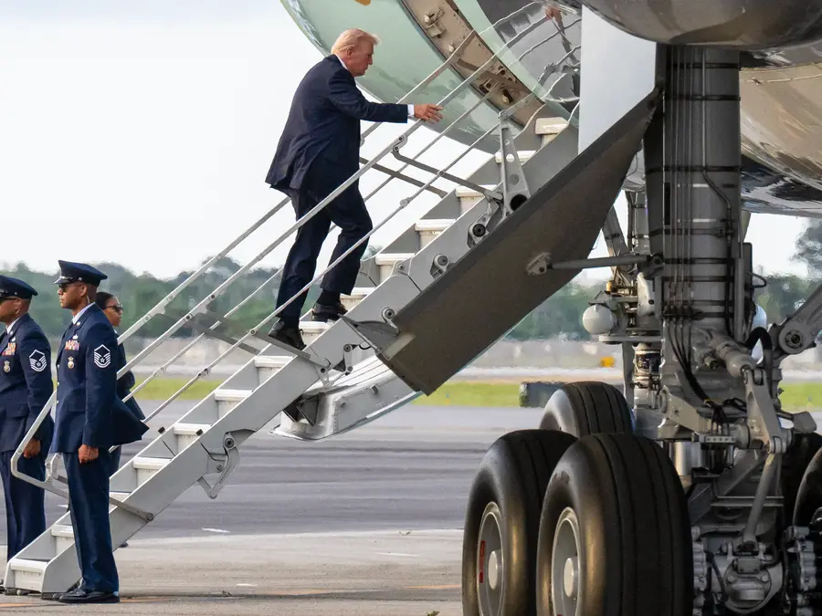 Trump in danger? POTUS forced to board AF1 in THIS peculiar way after discovery of sniper nest