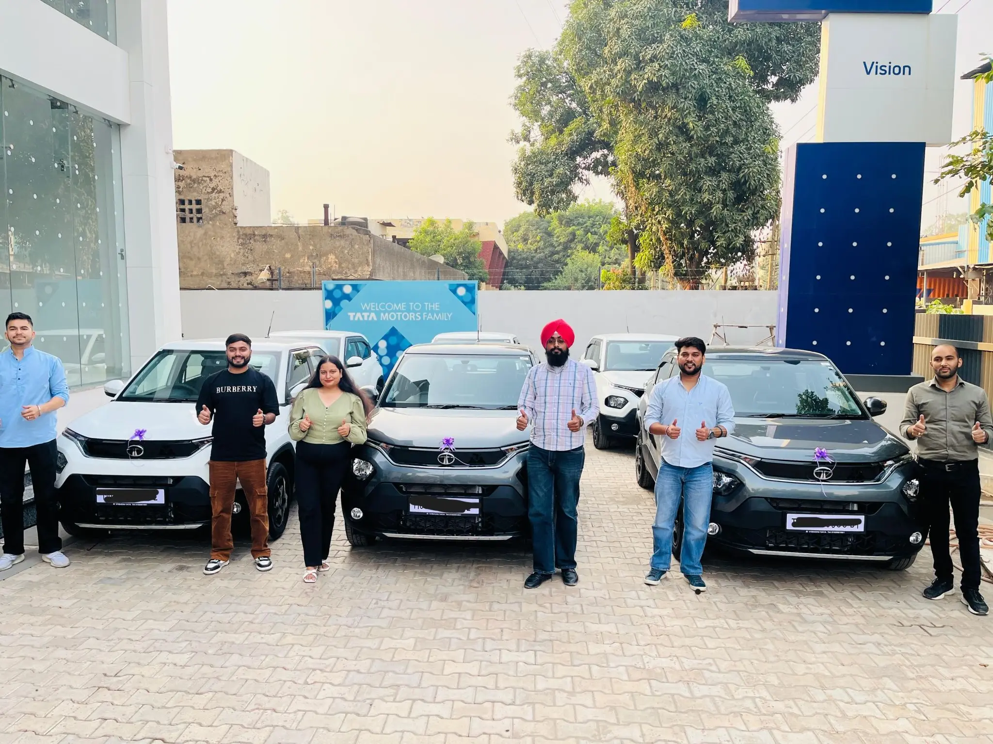 Chandigarh businessman gifts 51 cars to colleagues on Diwali Chandigarh businessman gifts 51 cars to colleagues on Diwali
