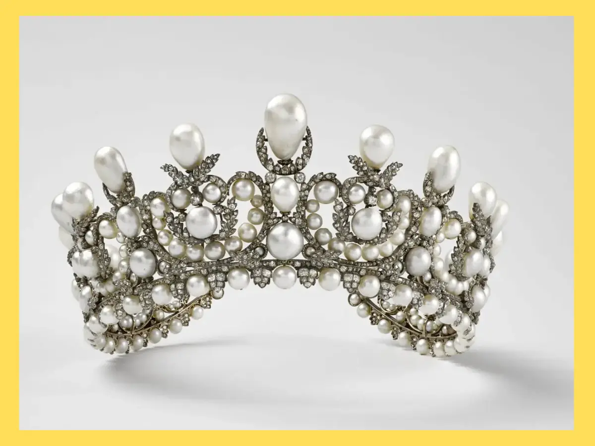 Heists and the Louvre