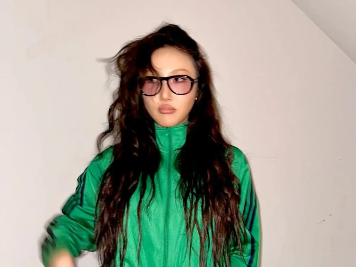 MAMAMOO member Hwasa reveals reason behind dramatic weight loss: 'I decided to take on...' MAMAMOO member Hwasa reveals reason behind dramatic weight loss: 'I decided to take on...'