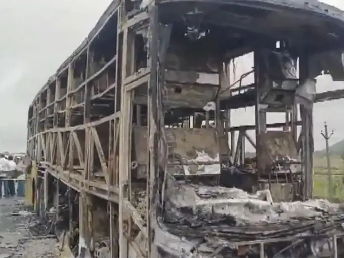 Kurnool bus accident: Survivors recount horror of bus fire that killed 19 people in Andhra Pradesh Kurnool bus accident: Survivors recount horror of bus fire that killed 19 people in Andhra Pradesh