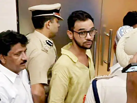 2020 Delhi riots case: Supreme Court to hear bail pleas of Umar Khalid, Sharjeel Imam on October 31 2020 Delhi riots case: Supreme Court to hear bail pleas of Umar Khalid, Sharjeel Imam on October 31