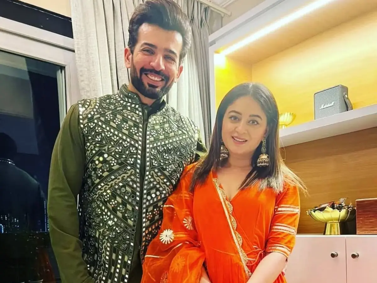 Jay Bhanushali and Mahhi Vij divorce: Reports claim TV couple ends their 14-year marriage Jay Bhanushali and Mahhi Vij divorce: Reports claim TV couple ends their 14-year marriage