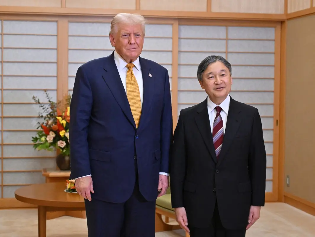 Trump receives royal welcome in Japan, meets Emperor Naruhito Trump receives royal welcome in Japan, meets Emperor Naruhito