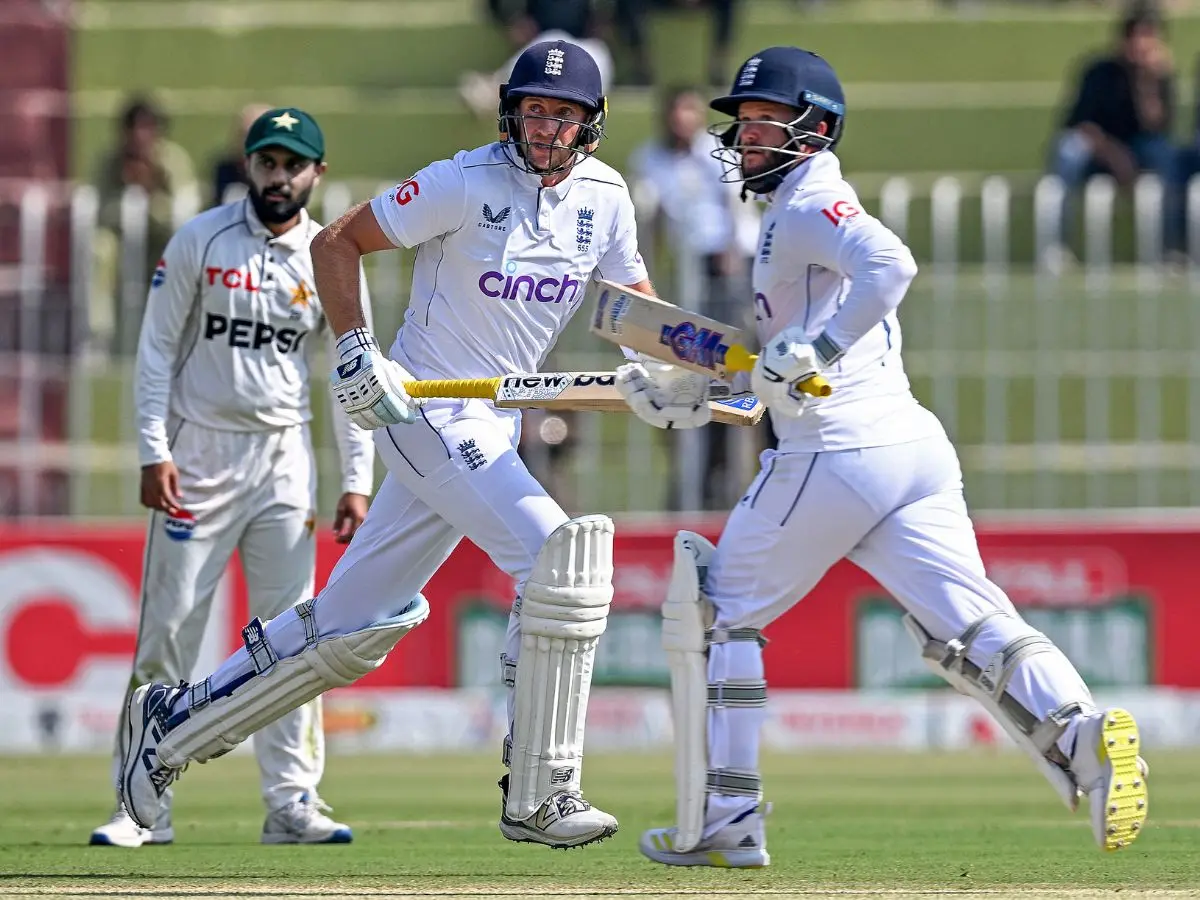 Pakistan – 1487 runs