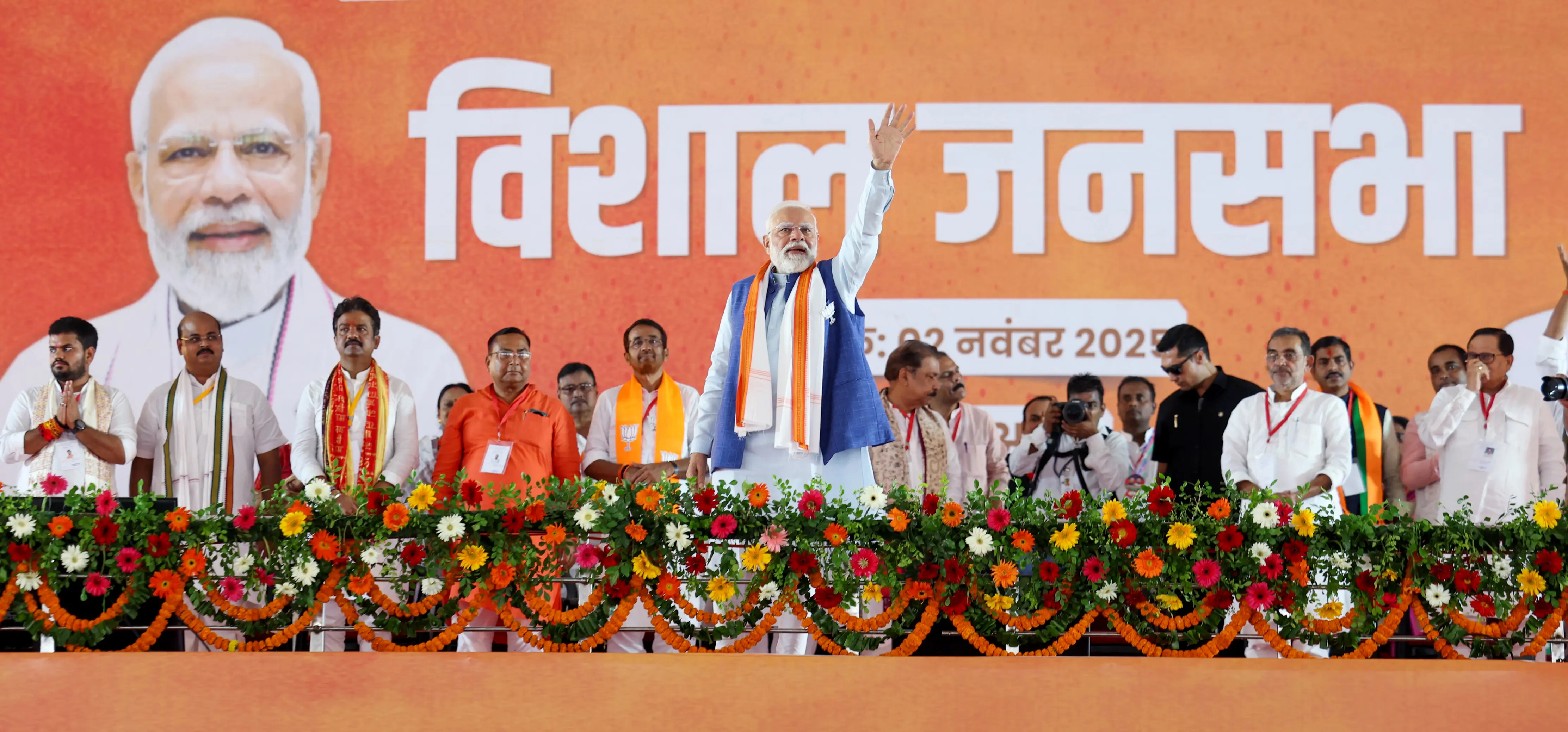 ‘Pakistan and Congress haven’t recovered from Operation Sindoor’: PM Modi slams ‘royal family’ at Bihar rally