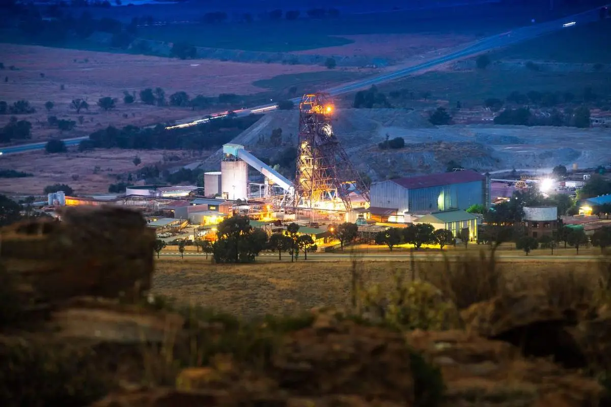 Kloof Mine, South Africa - Depth: 3.347 km