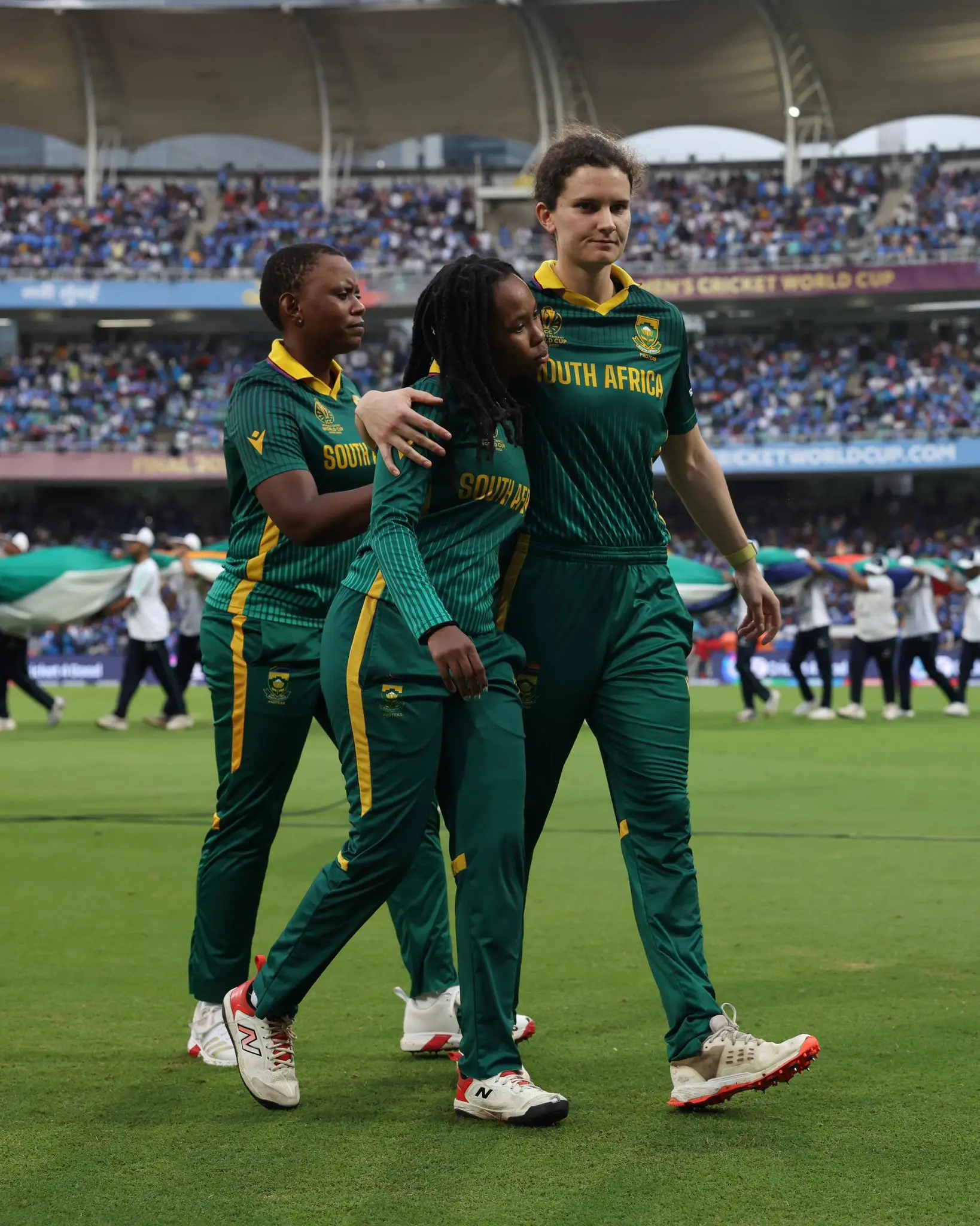 'Where are they': South Africa fan calls out men's cricketers for showing no support during Women's World Cup final