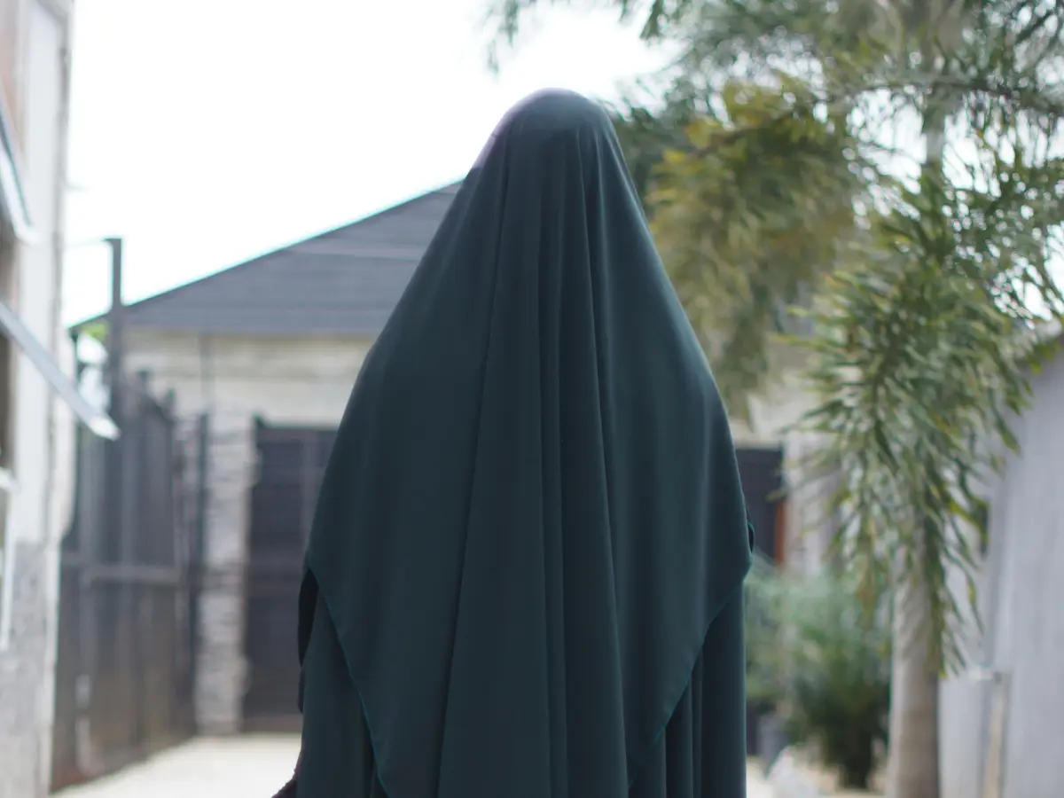 Her abusive husband died in a brawl and she got death sentence. Now the Iranian woman must pay Rs 93 lakh blood money Her abusive husband died in a brawl and she got death sentence. Now the Iranian woman must pay Rs 93 lakh blood money