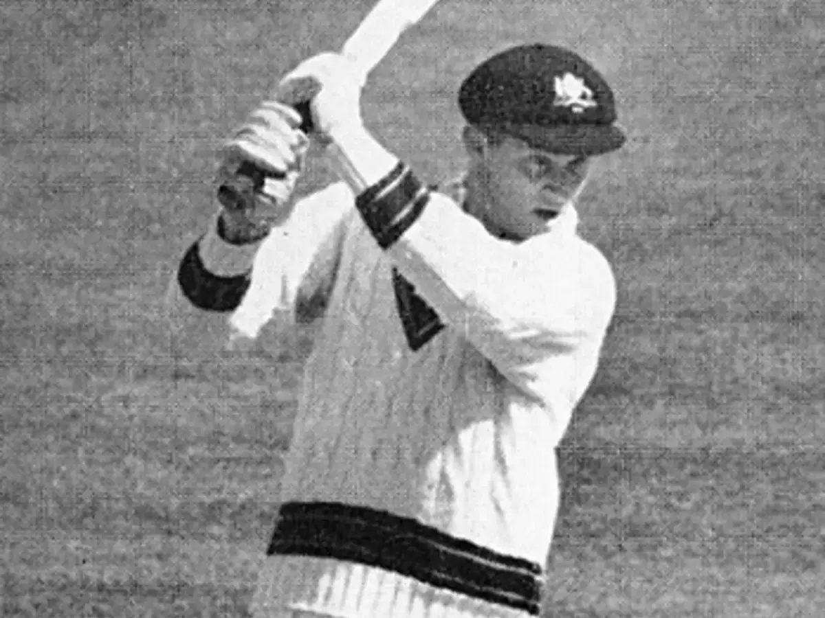 4. Bob Cowper (Australia) – 307 vs England, 11 Feb 1966