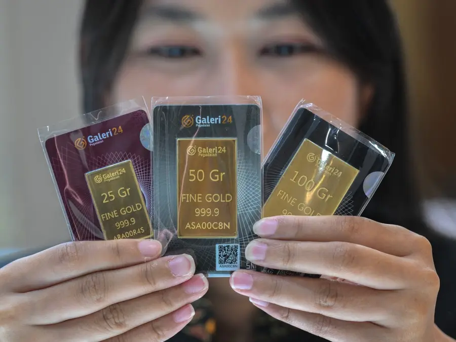 India needs a policy to define gold as a commodity or money: Report