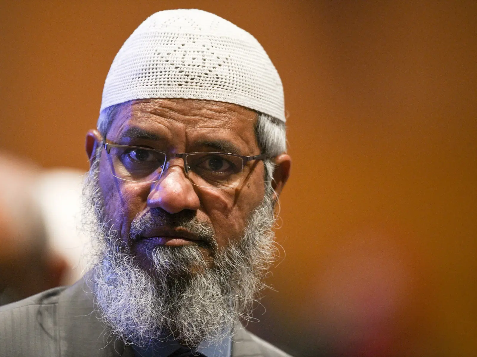 Controversial Zakir Naik banned from Bangladesh till elections. Here's why Controversial Zakir Naik banned from Bangladesh till elections. Here's why
