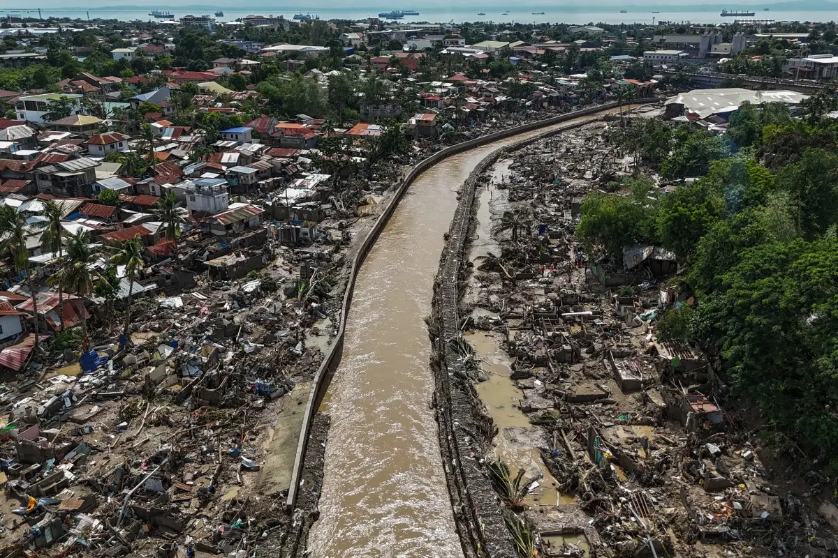 VIDEO | Chilling visuals emerge after Typhoon Kalmaegi devastates Philippines, killing 100