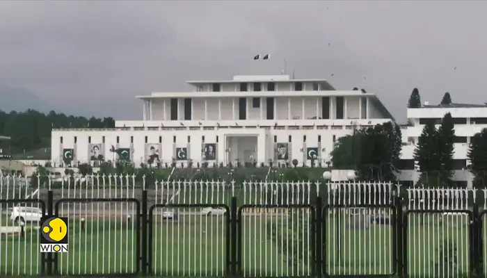 Has Asim Munir Gone Mad? Imran Khan Calls Pak Army Chief 'Mentally Unstable'