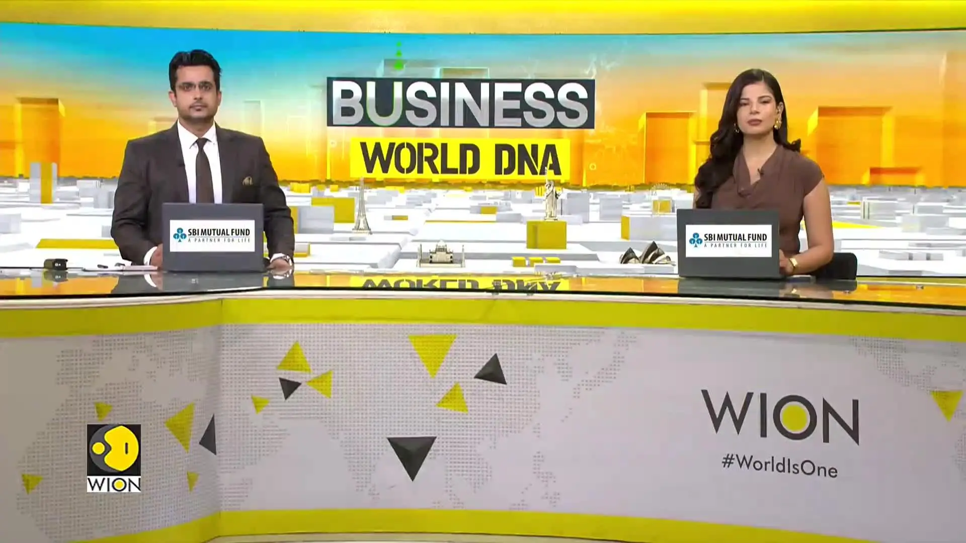 US Supreme Court casts doubt on legality of Trump's global tariffs 