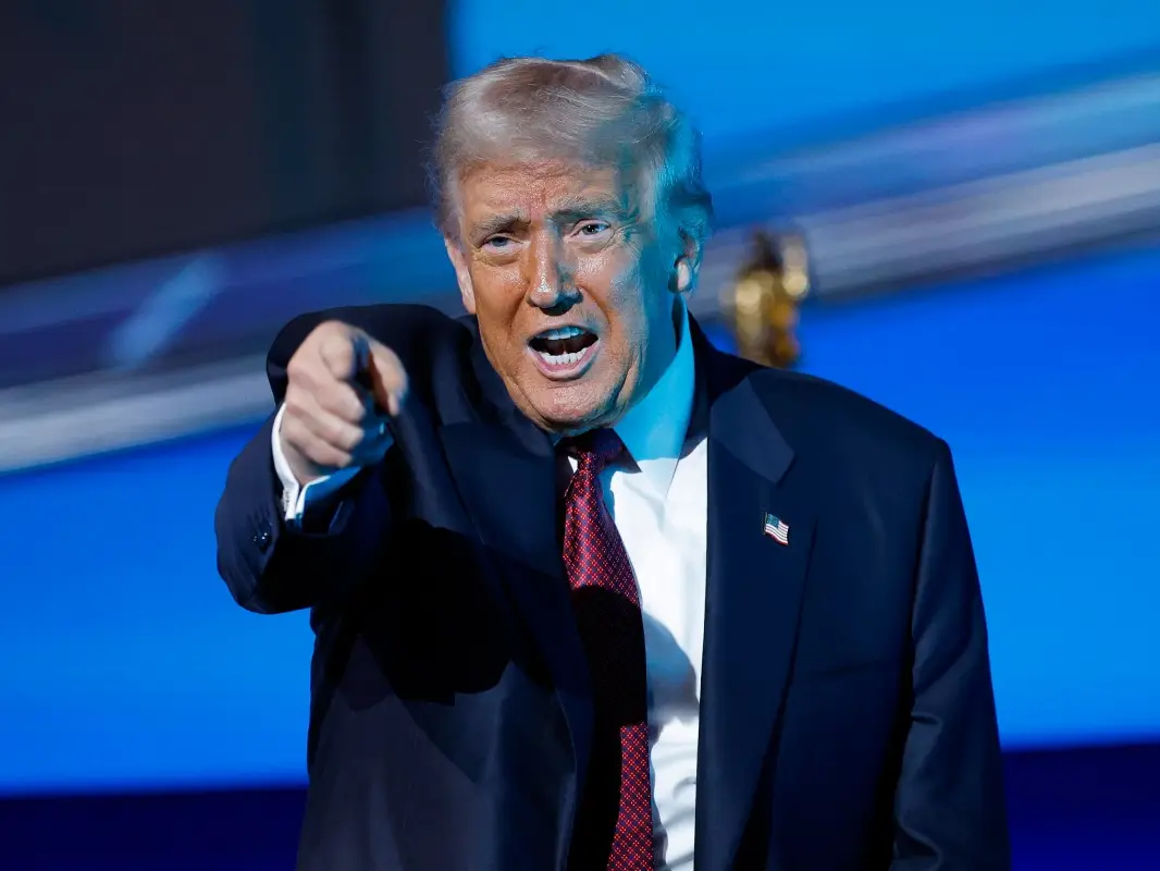 ‘These guys are kamikaze’: Trump lashes out at Democrats as US shutdown becomes longest in American history ‘These guys are kamikaze’: Trump lashes out at Democrats as US shutdown becomes longest in American history