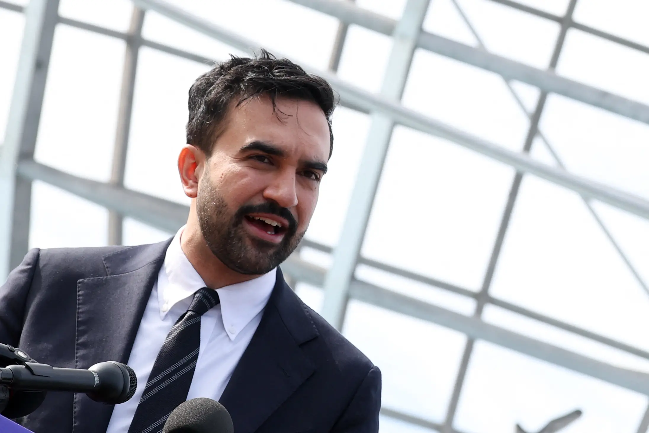 'Heartbreaking act of antisemitism': NYC Mayor-elect Mamdani condemns Hakenkreuz graffiti at Jewish school