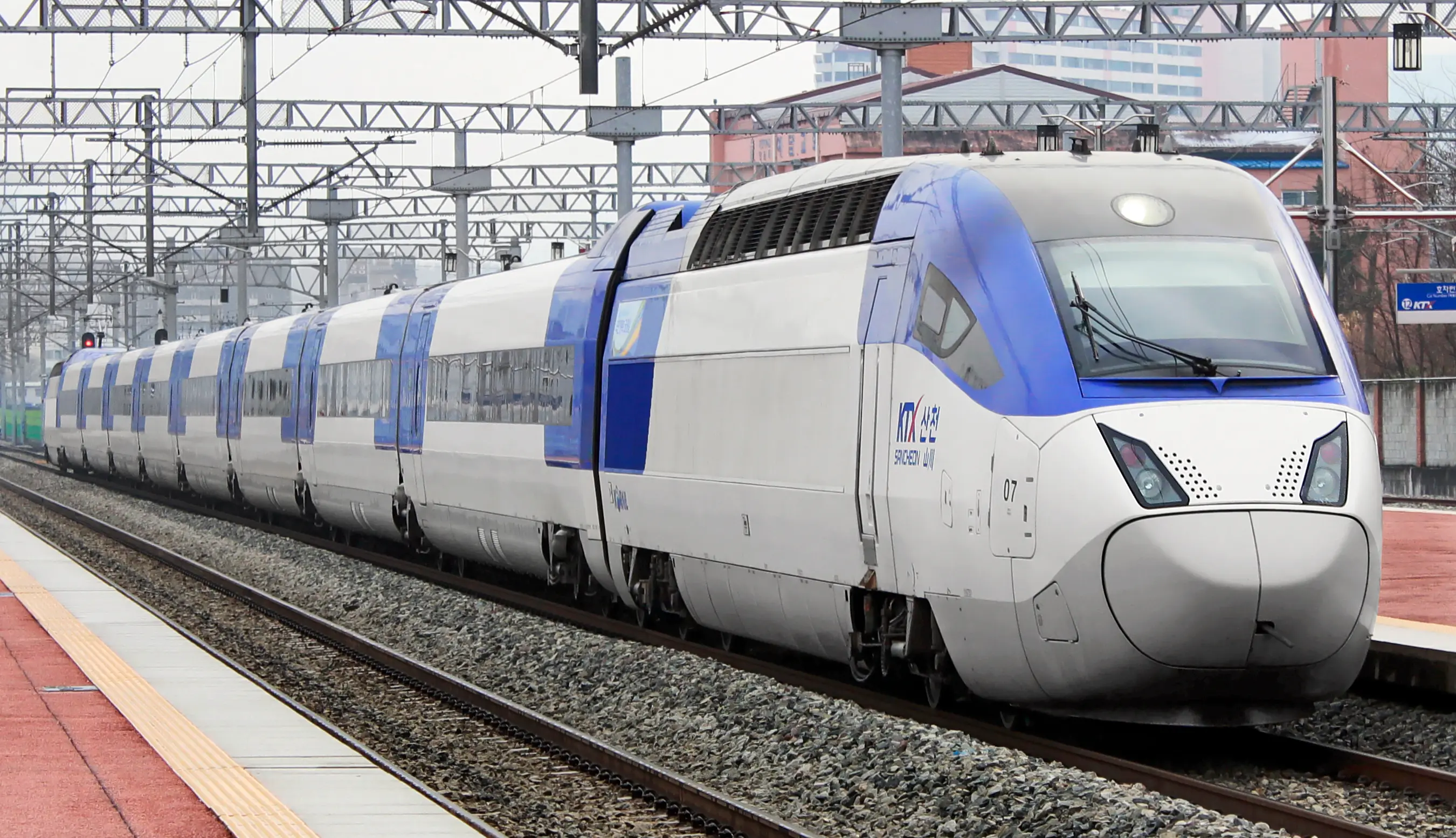 KTX-Sancheon, South Korea - Speed: 305 km/h