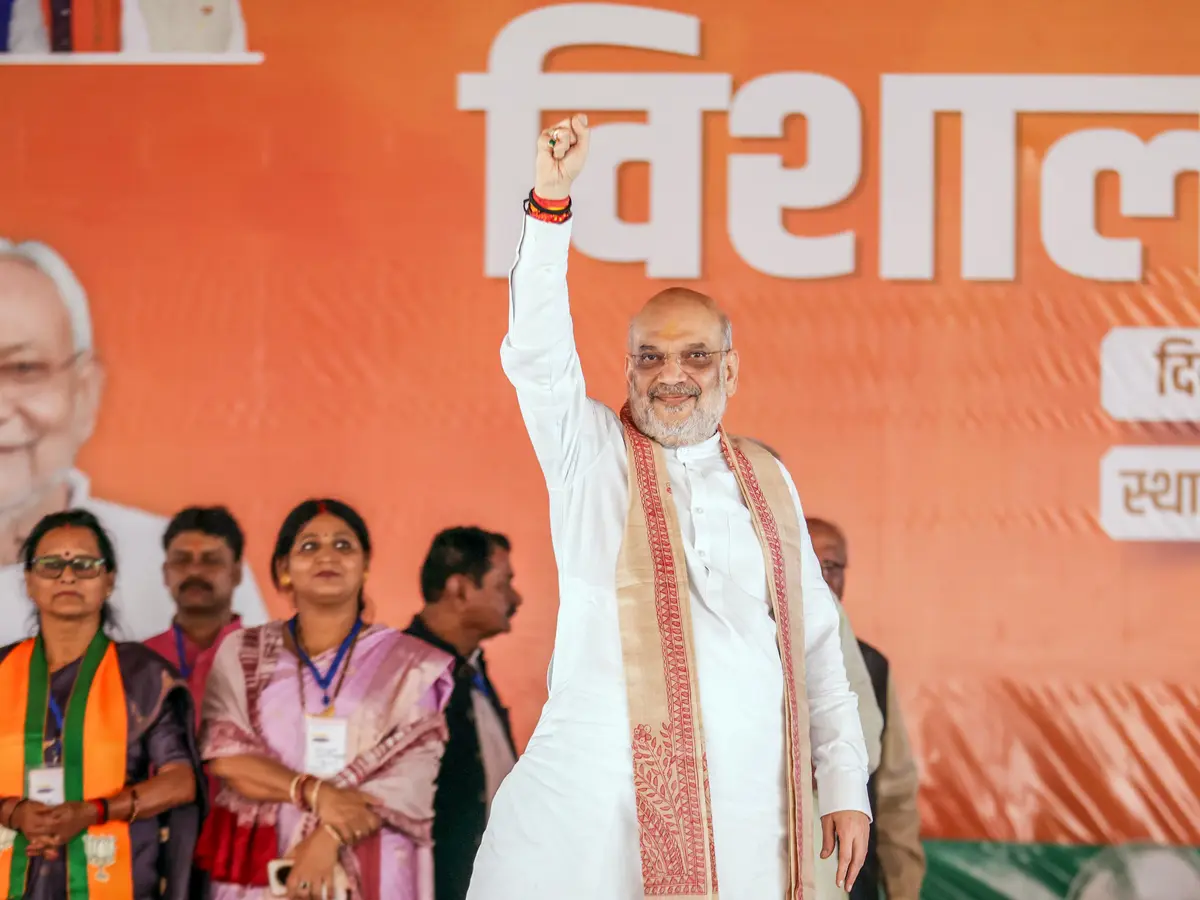 Amit Shah Attacks Tejashwi Yadav and MK Stalin Over Bihar-Related Remarks