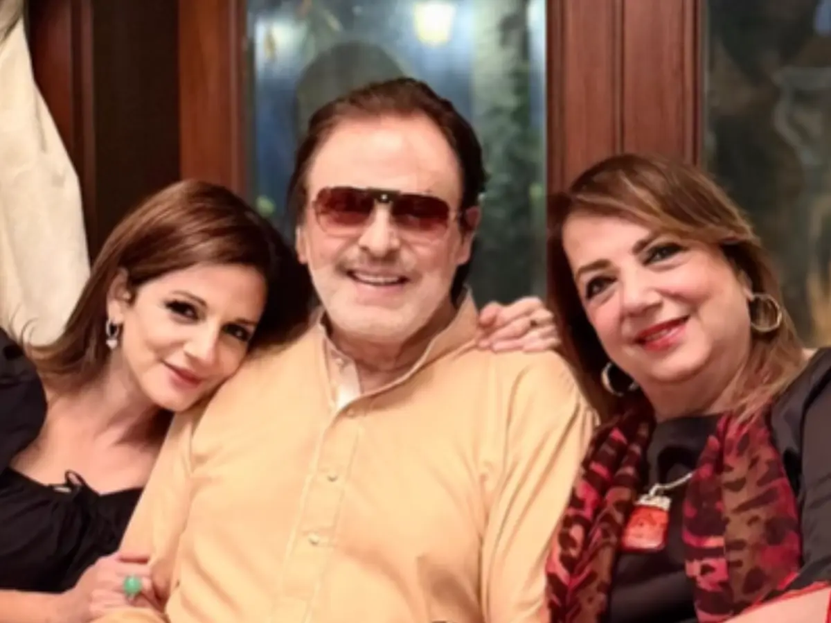 Zarine Khan, B-town's famous interior designer and Sussanne Khan's mom, dies at 81 Zarine Khan, B-town's famous interior designer and Sussanne Khan's mom, dies at 81