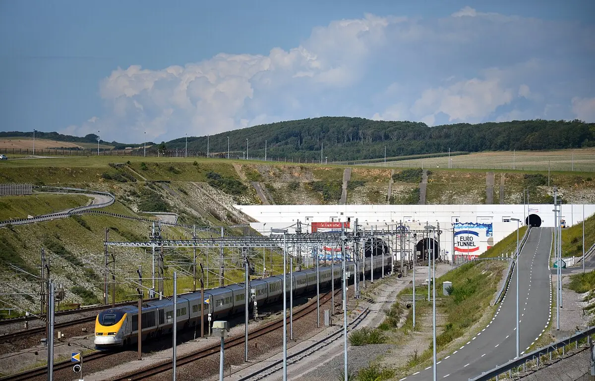 Channel Tunnel, UK-France - 50.45 km