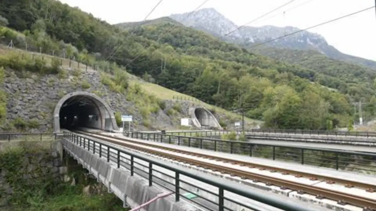Pajares Base Tunnel, Spain - 24.67 km