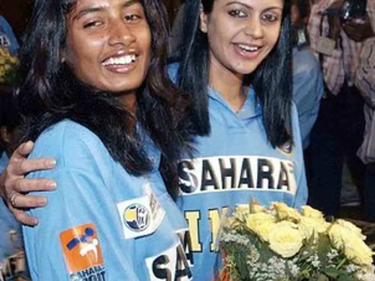 Mandira Bedi's Secret Support Saved Indian Women's Cricket