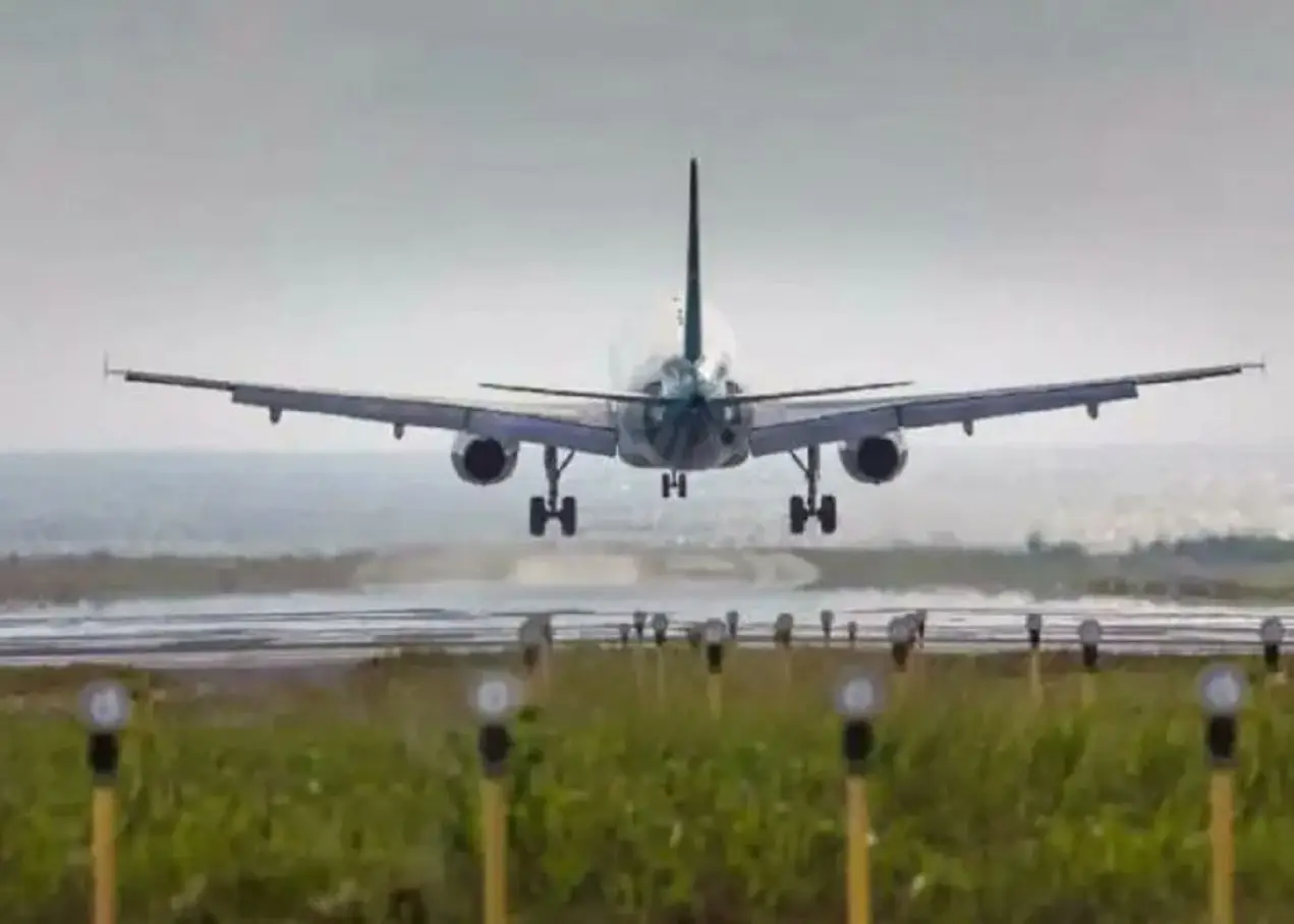 Over 800 flights cancelled in US after aviation agency’s directive to cut air traffic