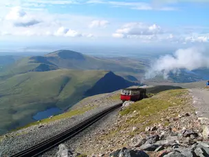 10 slowest passenger trains in the world