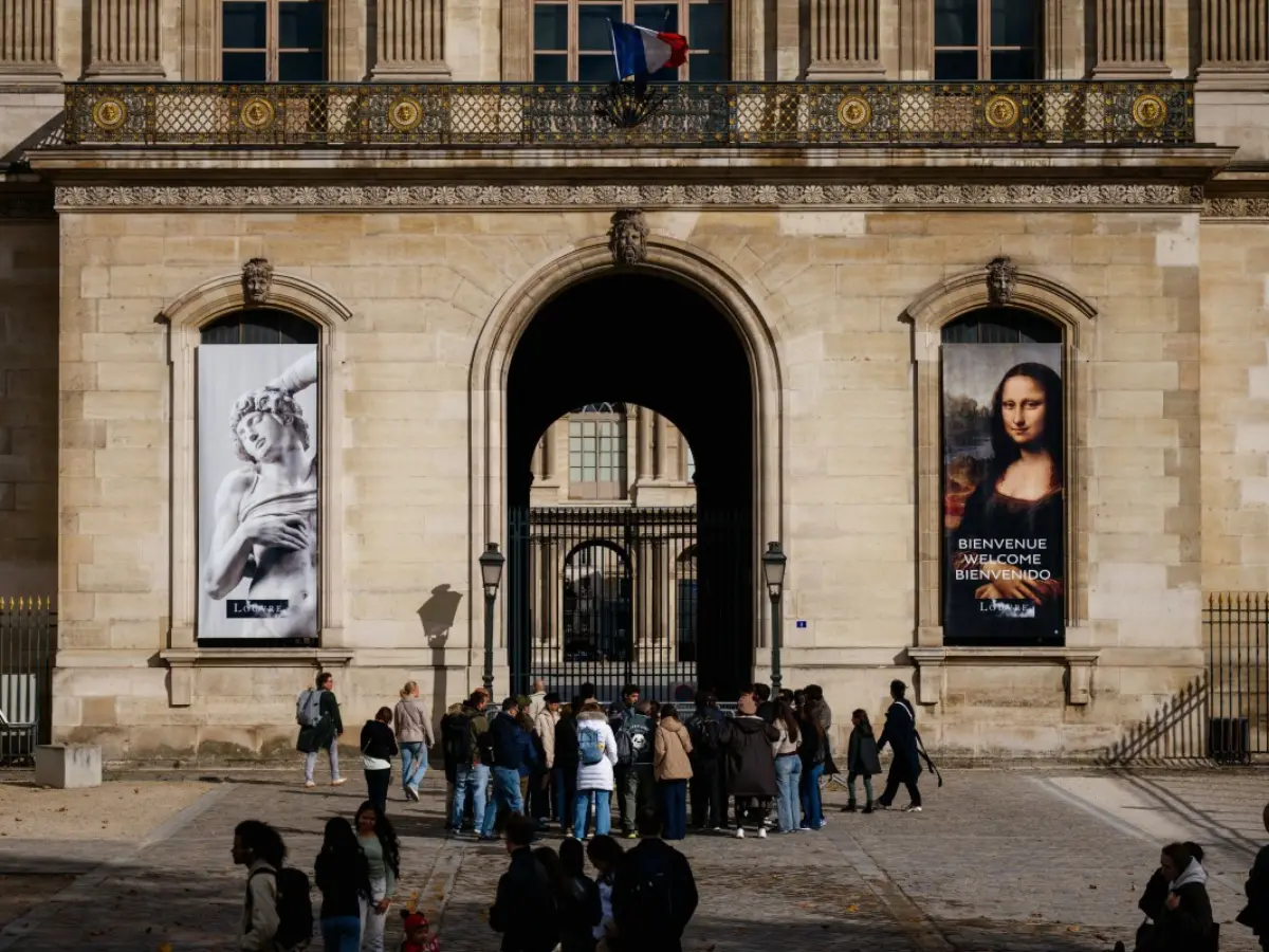 Reason for Mona Lisa Smile? Louvre's Password. Internet has A LOT to say after French museum's passcode revealed