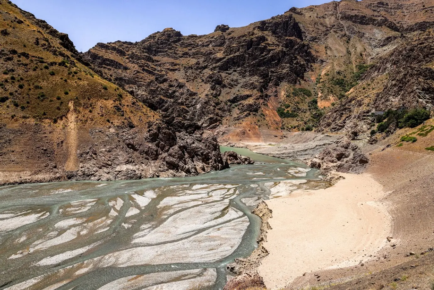Tehran faces acute water scarcity and energy crisis; mulls rationing, evacuation